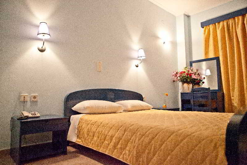 Hotel Venetia เปอร์ดิกา ภายนอก รูปภาพ